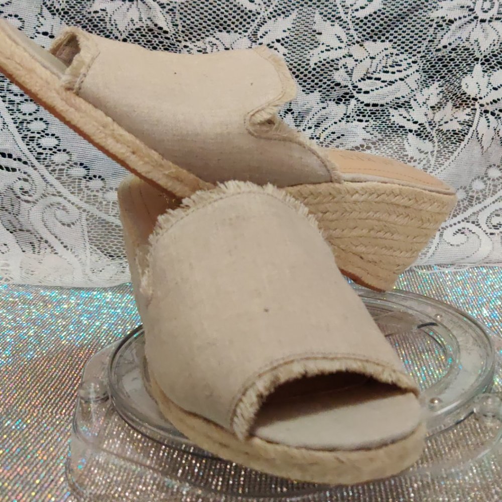 Ralph Lauren Tan Rope high heal Sandals, Size 9a